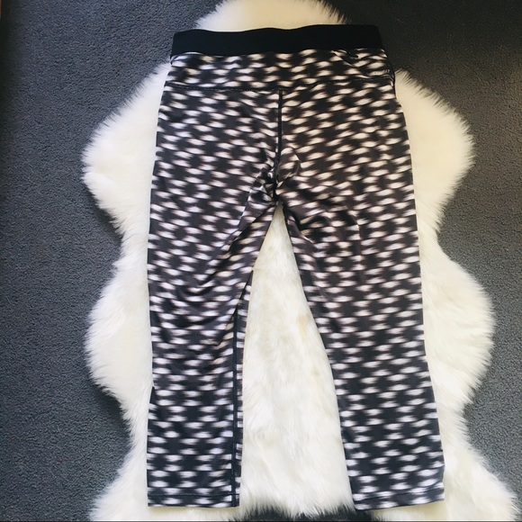 Nike Dry fit leggings - Picture 3 of 9